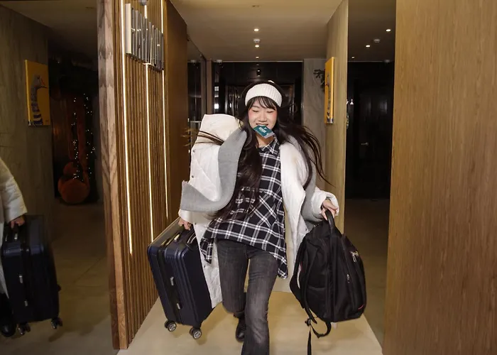 Hotel Raymond